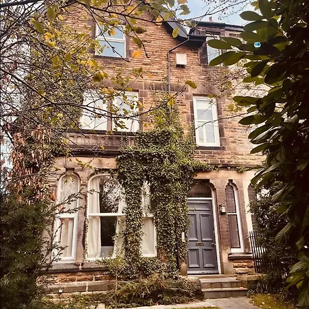 Free Parking - Penthouse - Business Stays - Relocating - St Harrogate Exterior photo