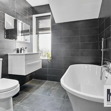 Free Parking - Penthouse - Business Stays - Relocating - St Harrogate Exterior photo